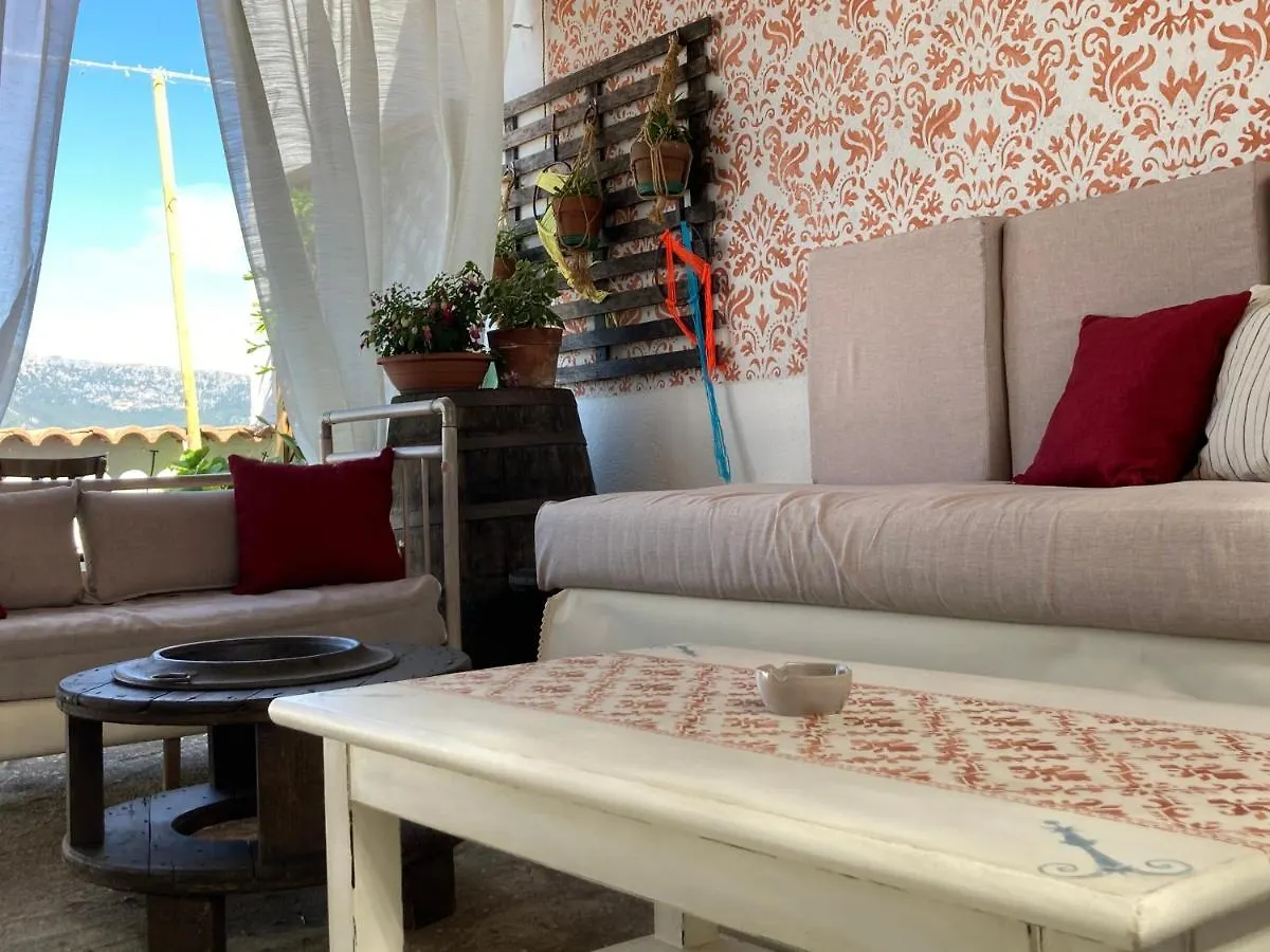 Canduleri Hotel Orgosolo